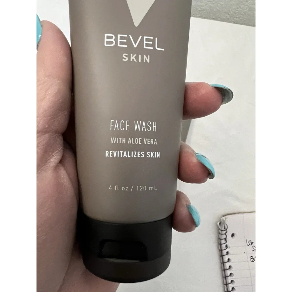 Lot Of 2 Bevel‎ Skin Face Wash For Sensitive Skin 4 Fl Oz NEW NIP